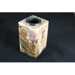 Wazon z rodonitu z rumuńskich Karpat