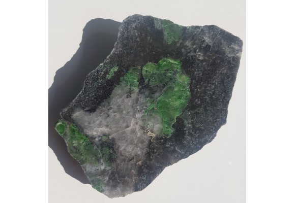 Diopsyd chromowy z Outokumpu w Finlandii