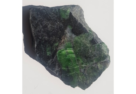 Diopsyd chromowy z Outokumpu w Finlandii