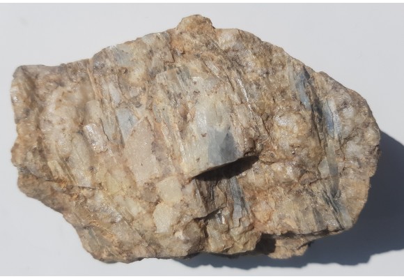 Niezwykła skała dystenowo-kwarcowa z Gór Sowich