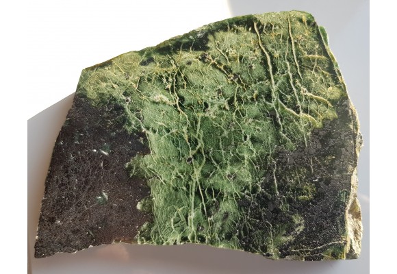 Płytka rudy chromitowej z Tąpadeł k. Sobótki