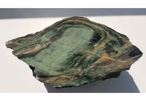 Wyjątkowa skała wapniowo-krzemianowa z Kowar