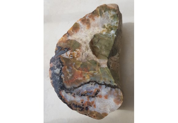 Duża konkrecja chalcedonowa z aluwiów Nysy Kłodzkiej