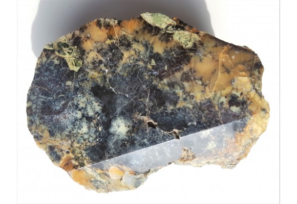 Opal dendrytowy z Nasławic