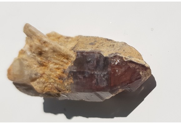 Żelazisty kwarc dymny z Wojanowa k. Jeleniej Góry