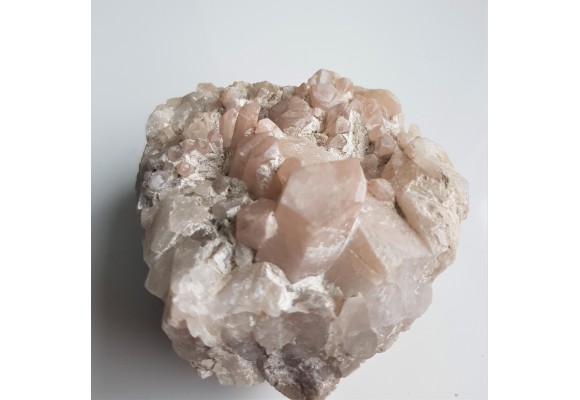 Szczotka kwarców różowych z Izerskich Garbów