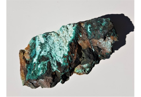 Naciekowy malachit z Miedzianki sudeckiej