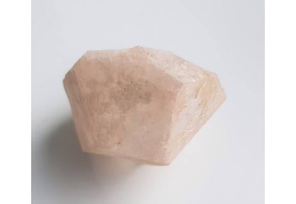 Kryształ kwarcu różowego z Izerskich Garbów