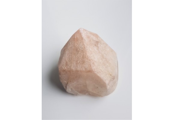 Kryształ kwarcu różowego z Izerskich Garbów