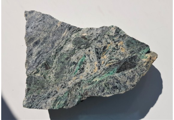 Złotonośny listwenit ze złoża Szorża w Armenii