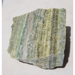 Polerowany ofikalcyt z Rędzin k. Kamiennej Góry