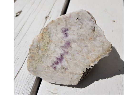 Żyła kwarcowo-ametystowa z Masywu Ślęży