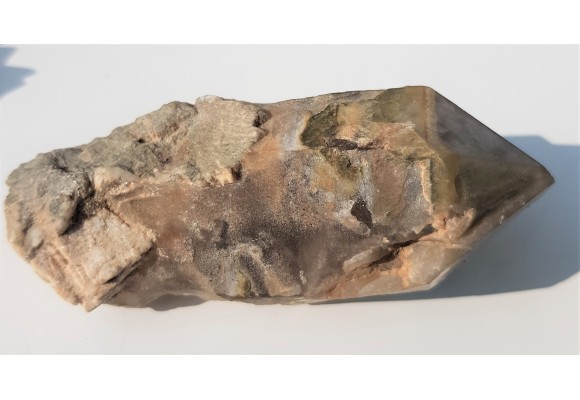 Wyjątkowy kwarc z zielonym zakończeniem