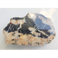 Masywne skupienie szerlu w grejzenie z Giebułtowa (Pogórze Izerskie)