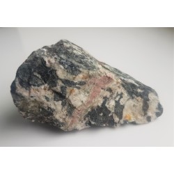 Zsaussurytyzowane gabro z Braszowic k. Ząbkowic Śl.