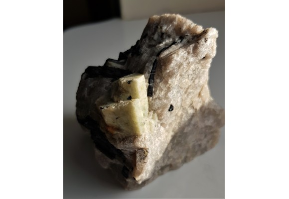 Kryształ berylu z Piławy Górnej