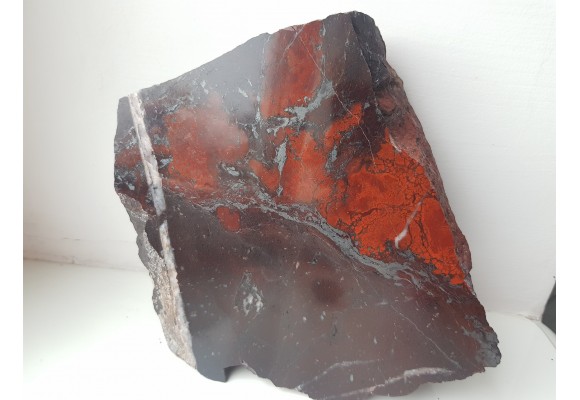 Jaspis koralowy z kulmu niecki śródsudeckiej