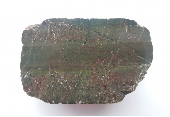 Zielony rogowiec ze zlepieńców kulmu niecki śródsudeckiej