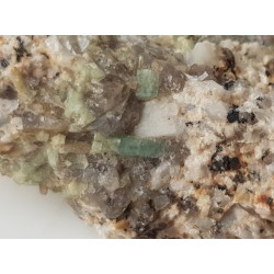 Akwamaryn z Ptasich Gniazd k. Szklarskiej Poręby