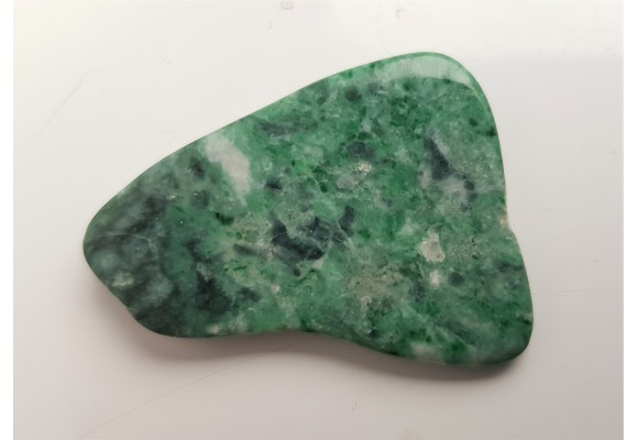 Barok (bębniak) z jadeitu z Kazachstanu