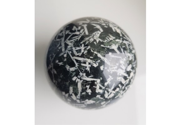 Kula z ozdobnego gabra z Nowej Rudy
