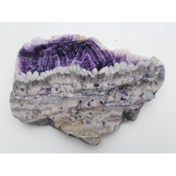 Fluoryt o strefowej budowie w żyle kwarcowej z Kletna