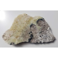 Prehnit oraz zeolity z Zimnika k. Strzegomia