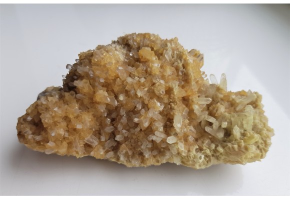 Druza idealnie wykształconych kryształów celestynu z Tarnobrzega