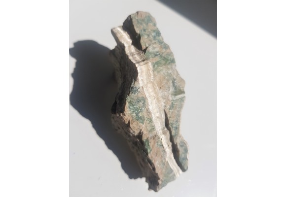 Chryzotyl w nefrycie z Nasławic