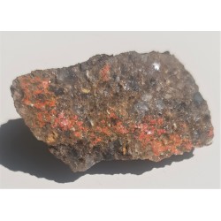 Realgar z kamieniołomu Rabe k. Baligrodu