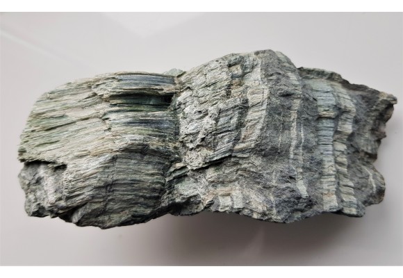 Antogoryt w serpentynicie z Nasławic