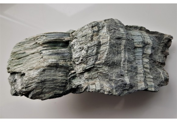 Antogoryt w serpentynicie z Nasławic