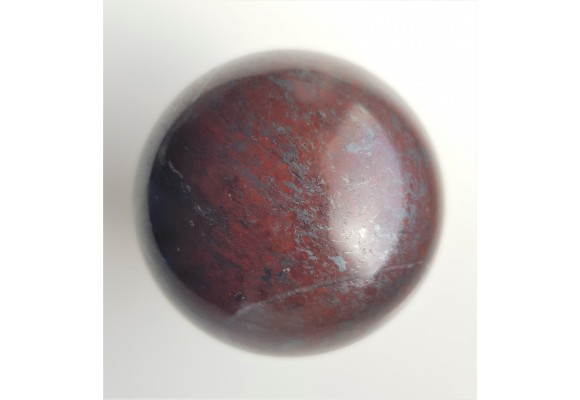 Kula polerowana z jaspisu z Sudetów (Stare Bogaczowice)
