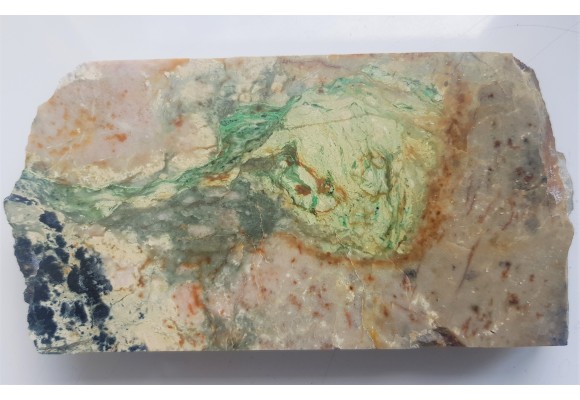 Szmaragdowozielony granat chromowy oraz spinele chromowe w rodingicie z Jordanowa Śląskiego