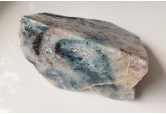 Złotonośny listwenit ze złoża Szorża w Armenii