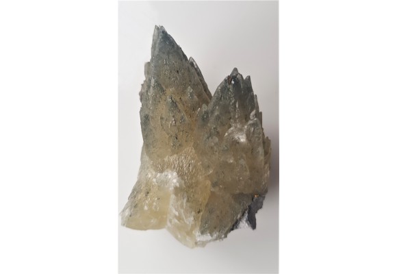 Unikatowe kryształy zielonego kalcytu z pirytem z Lubina