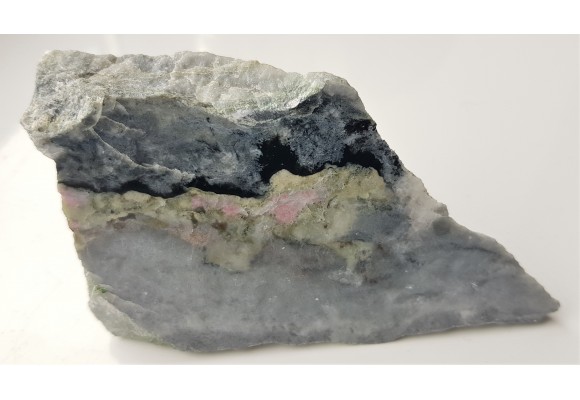 Skarn magnezowy z Łażan k. Żarowa