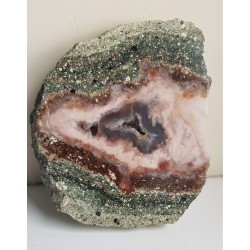 Agat z Gozdna w zielonym porfirze