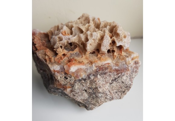 Geoda kwarcowa z pseudomorfozami z Gozdna