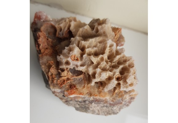 Geoda kwarcowa z pseudomorfozami z Gozdna