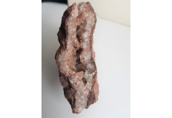 Druza idealnie wykształconych kalcytów z Grzęd k. Wałbrzycha