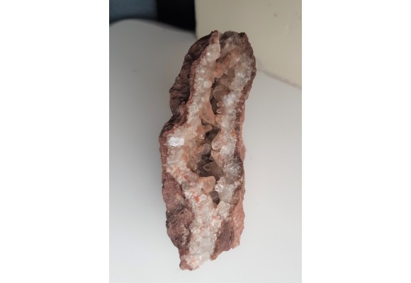 Druza idealnie wykształconych kalcytów z Grzęd k. Wałbrzycha