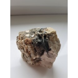 Topaz na skaleniu ze Strzegomia