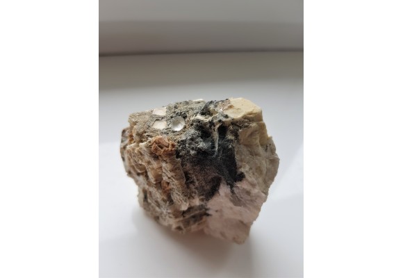 Topaz na skaleniu ze Strzegomia