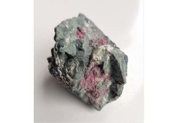 Erytryn i kottigit z Ciechanowic k. Miedzianki w Sudetach