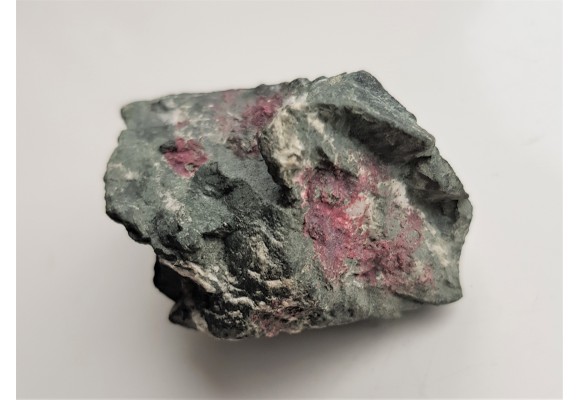 Erytryn i kottigit z Ciechanowic k. Miedzianki w Sudetach