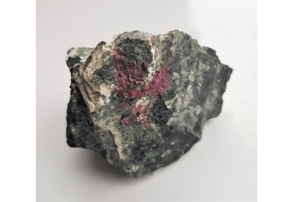 Erytryn i kottigit z Ciechanowic k. Miedzianki w Sudetach