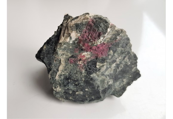 Erytryn i kottigit z Ciechanowic k. Miedzianki w Sudetach