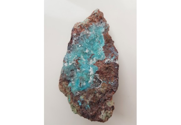 Błękitna chryzokola pokryta szczotką kwarcową z Rędzin k. Kamiennej Góry