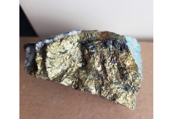 Bryłka masywnego chalkopirytu z Miedzianki k. Janowic Wlk.